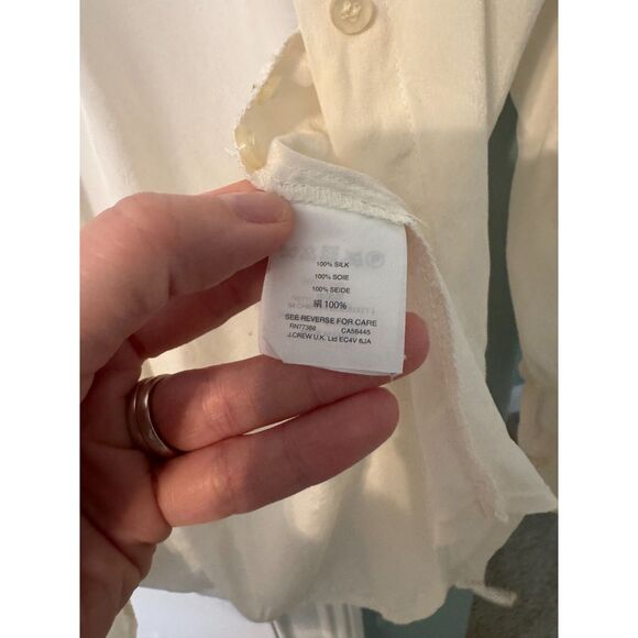 J. Crew 100% Silk Button Down Blouse Size 6 Ivory Cream Minimalist Capsule - Picture 3 of 7
